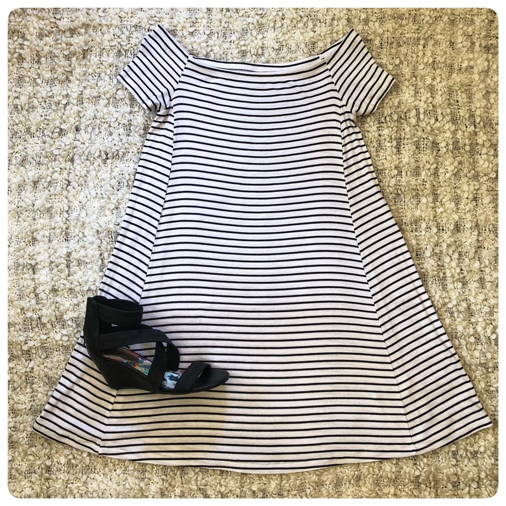 Old Navy Striped Off-The-Shoulder Dress